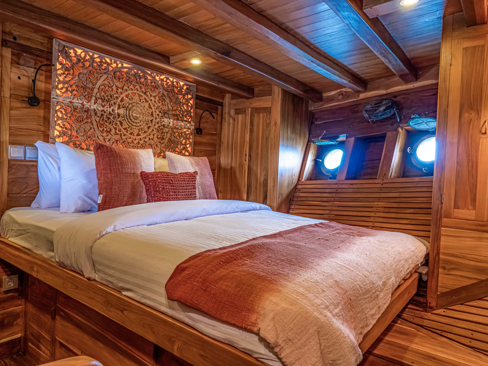 Anne Bonny Yachtfoto 3