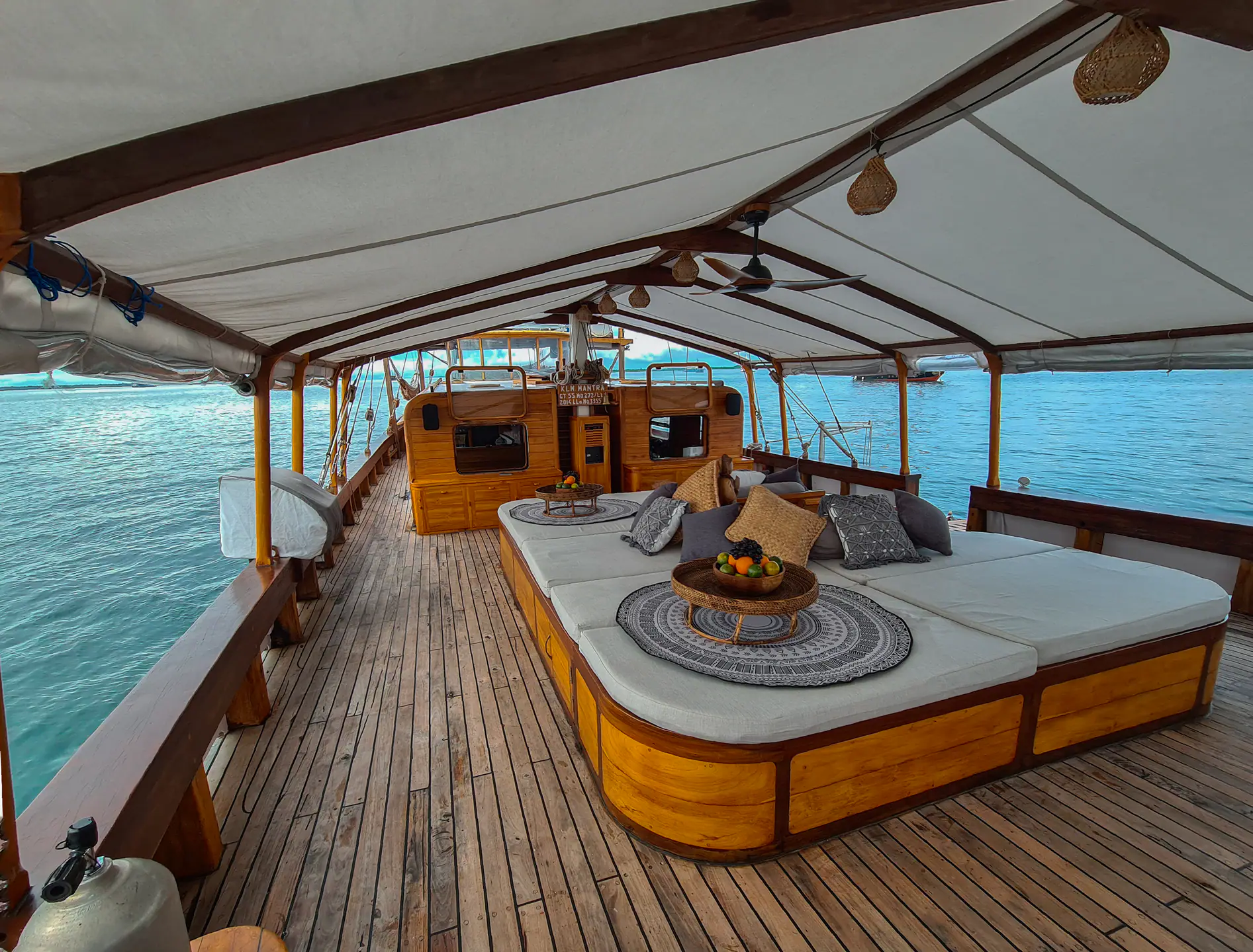 Anne Bonny Yachtfoto 7