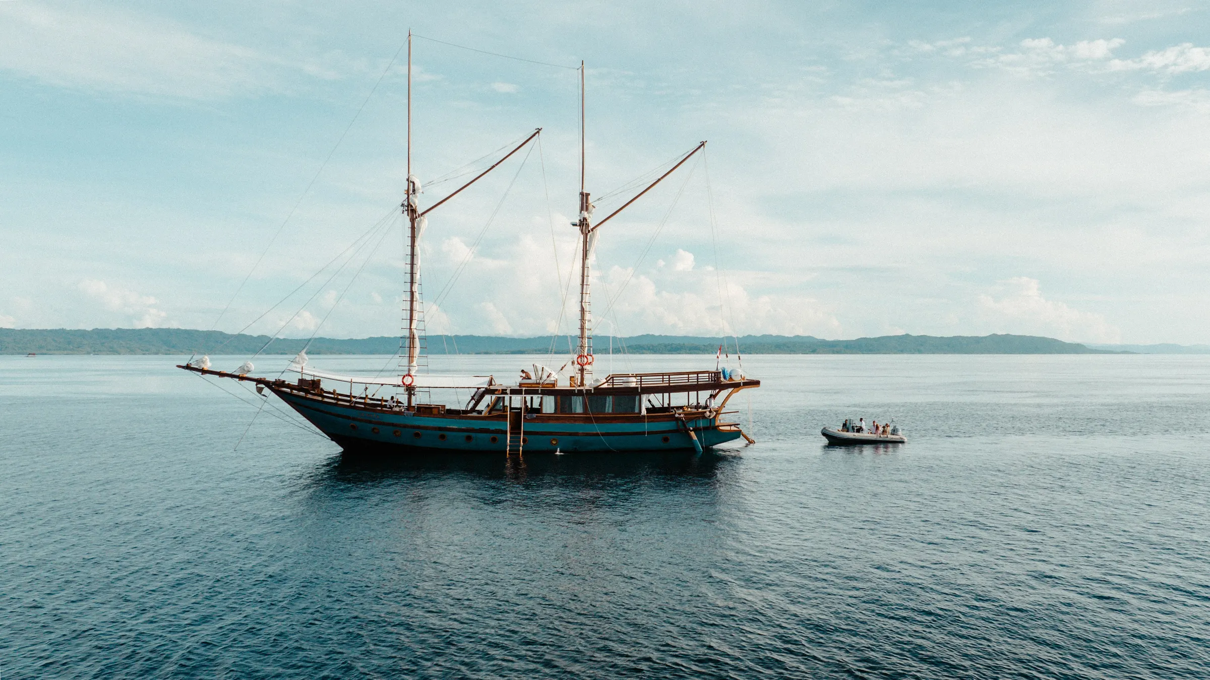 Dewata — private dive yacht charter in Komodo, Indonesia