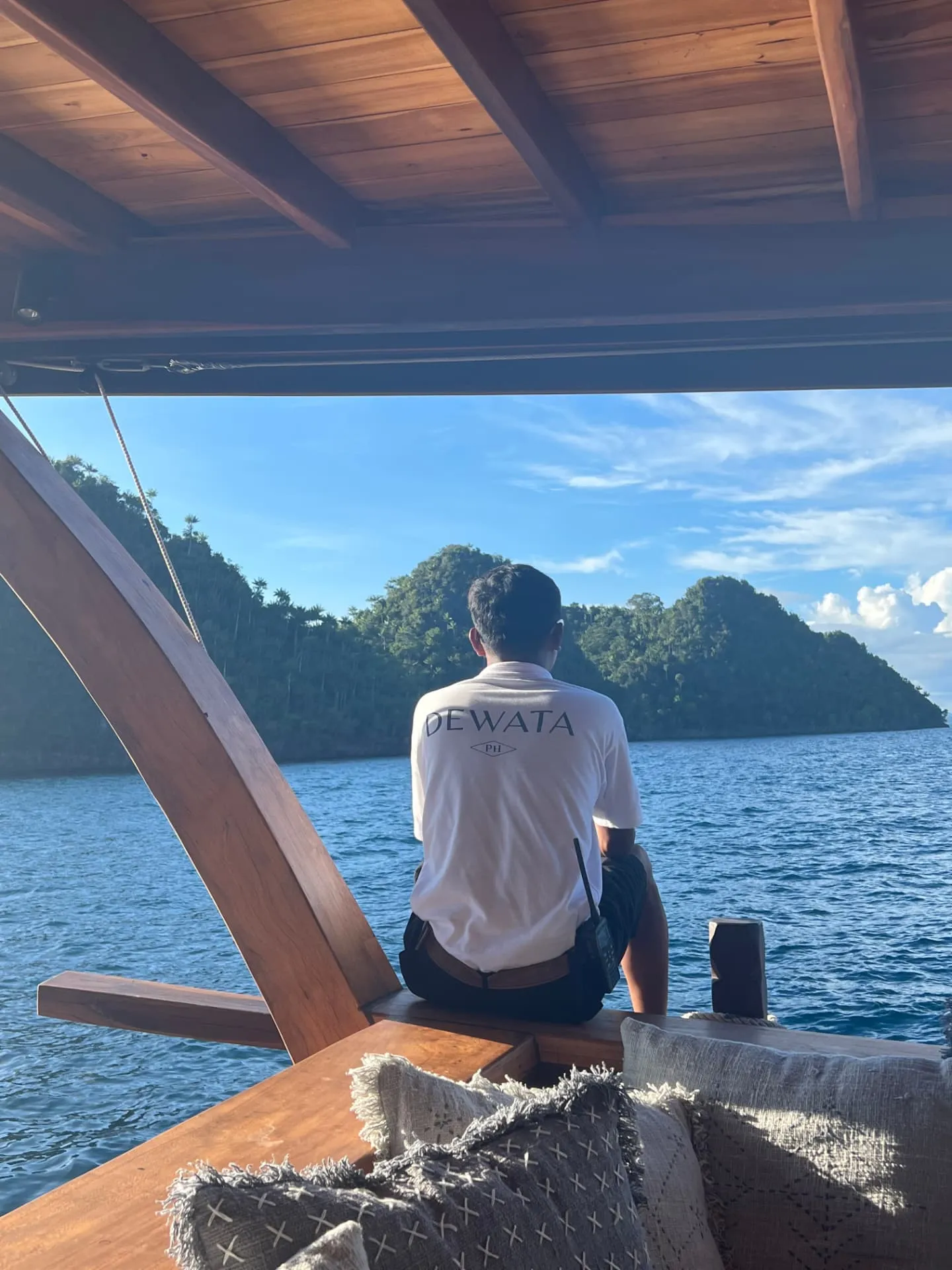 Dewata yacht photo 8