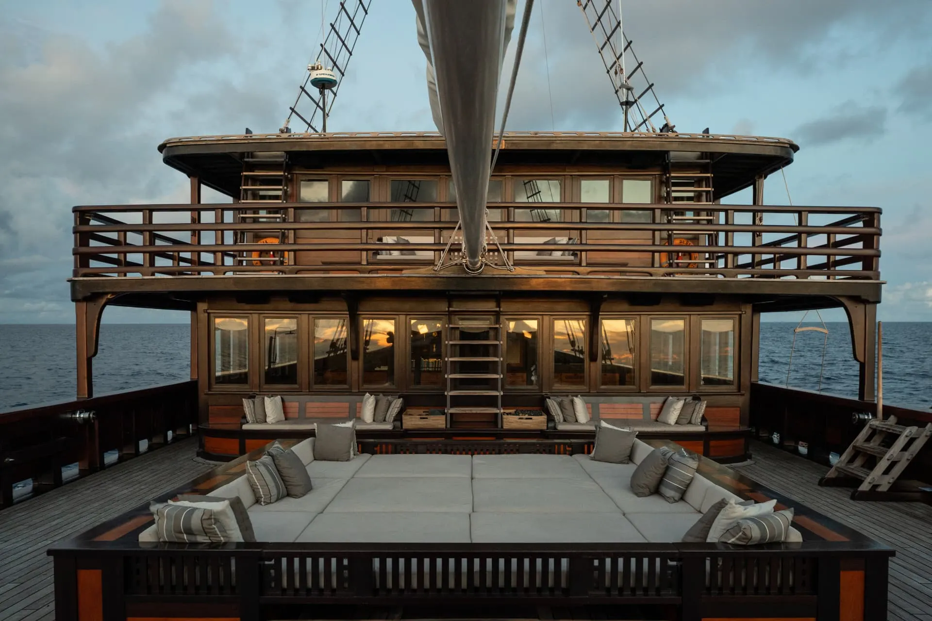 Dunia Baru Yachtfoto 8