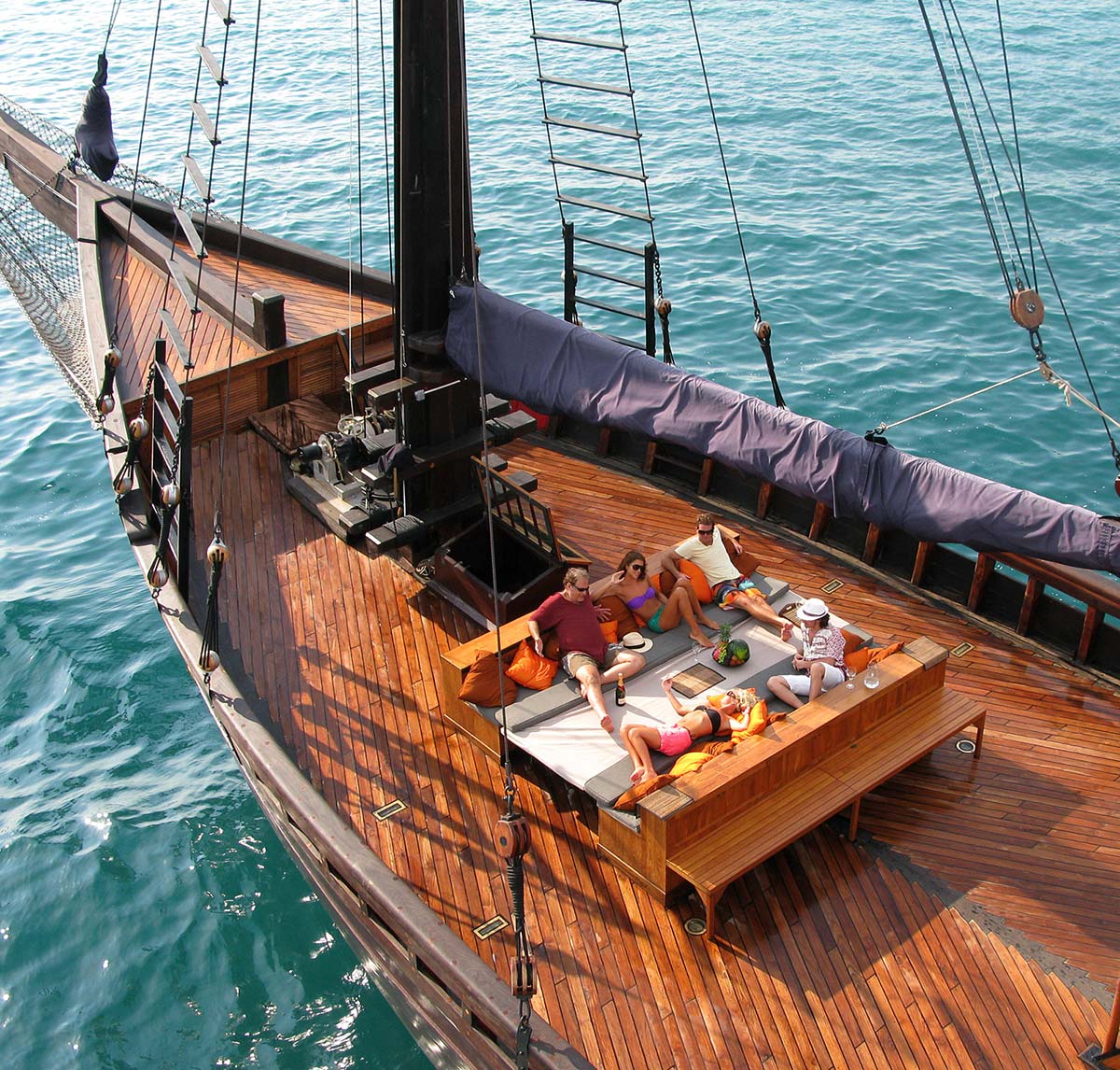EL ALEPH yacht photo 3