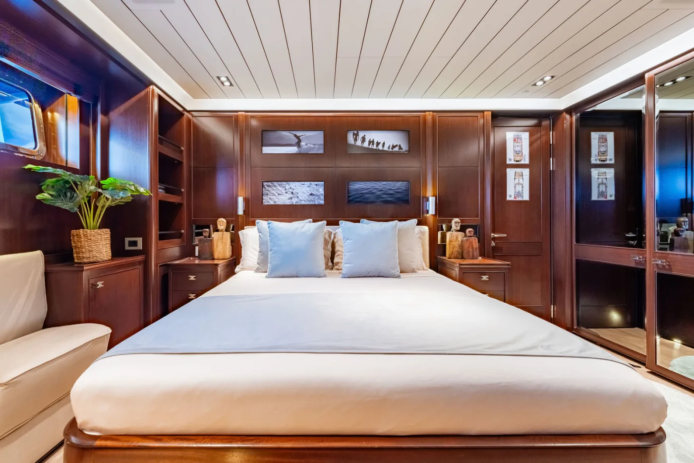 Galileo yacht photo 3