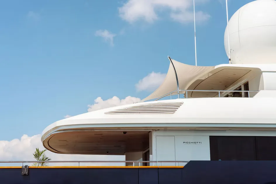 Galileo yacht photo 2