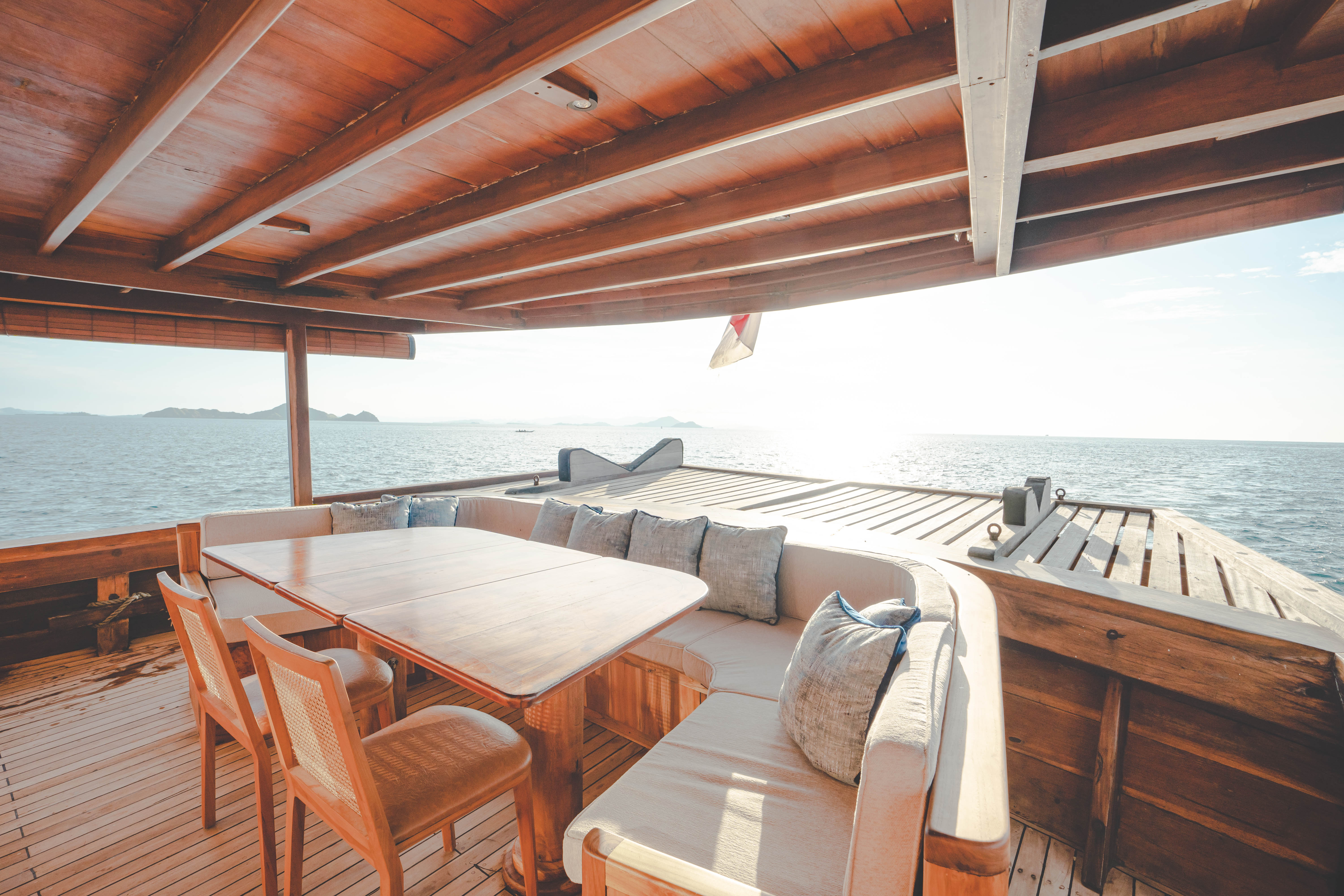 Mischief yacht photo 3