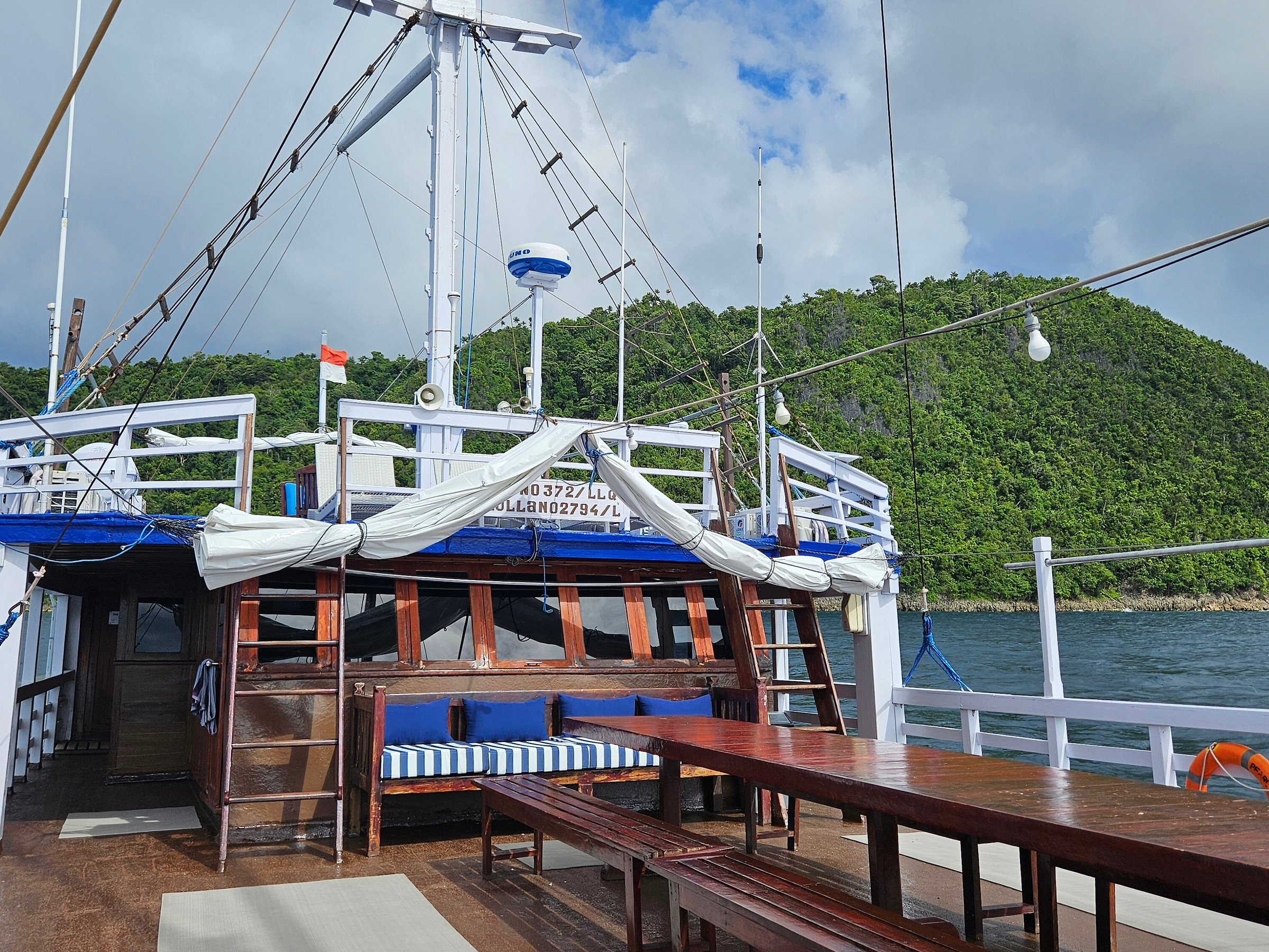 Pearl of Papua yacht photo 6
