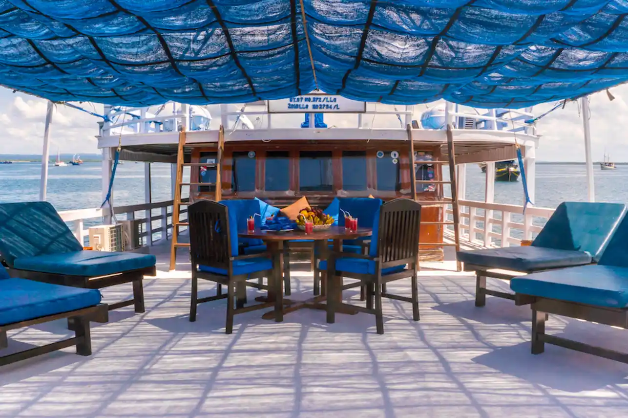Pearl of Papua yacht photo 7