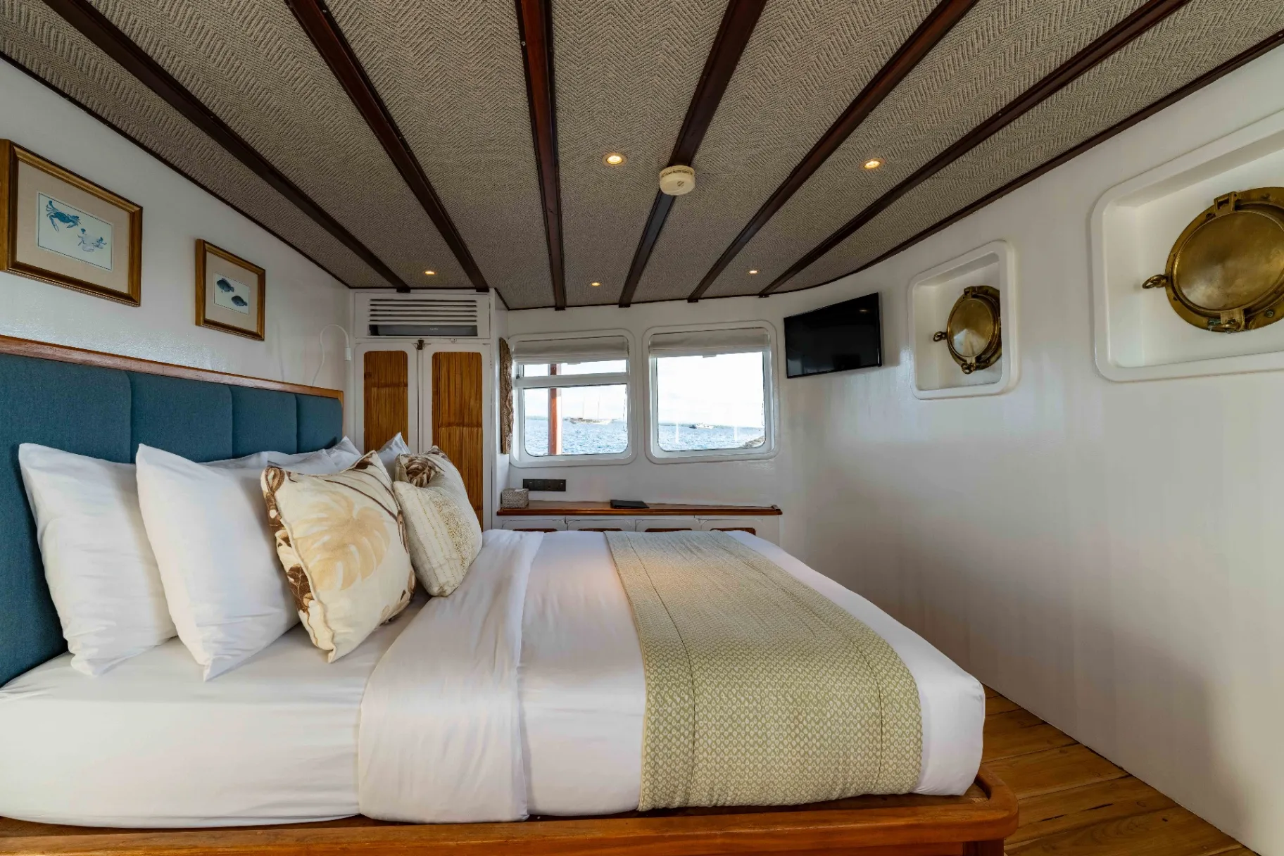 Rascal yacht photo 3