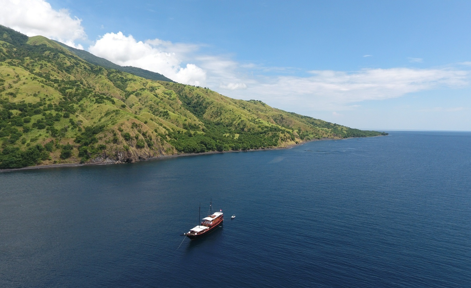 Samata yacht photo 3