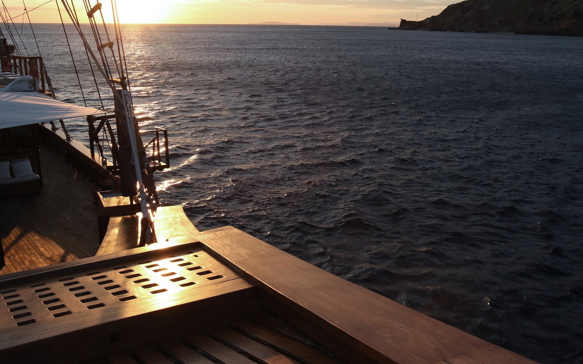 Tiare yacht photo 4