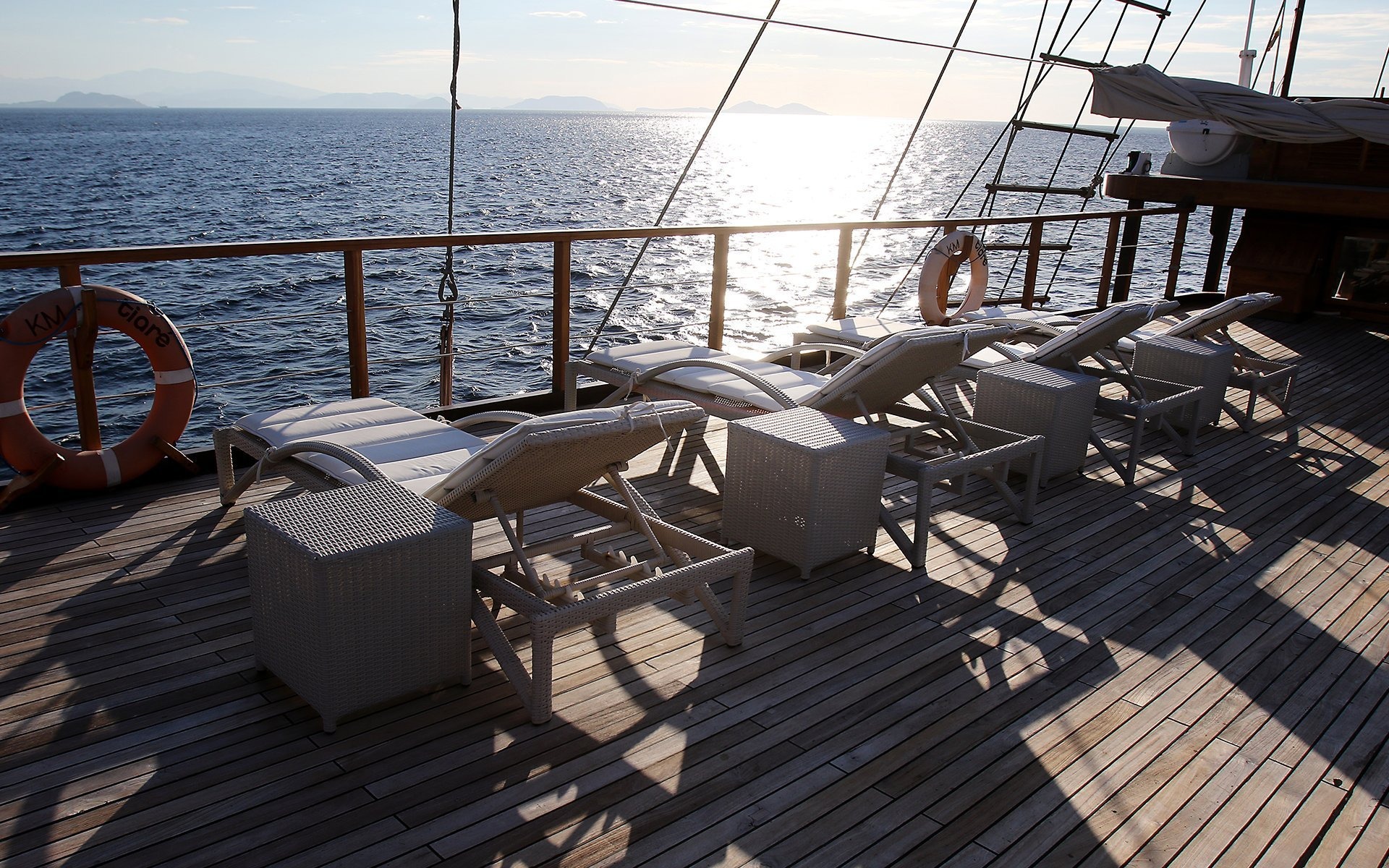 Tiare yacht photo 7