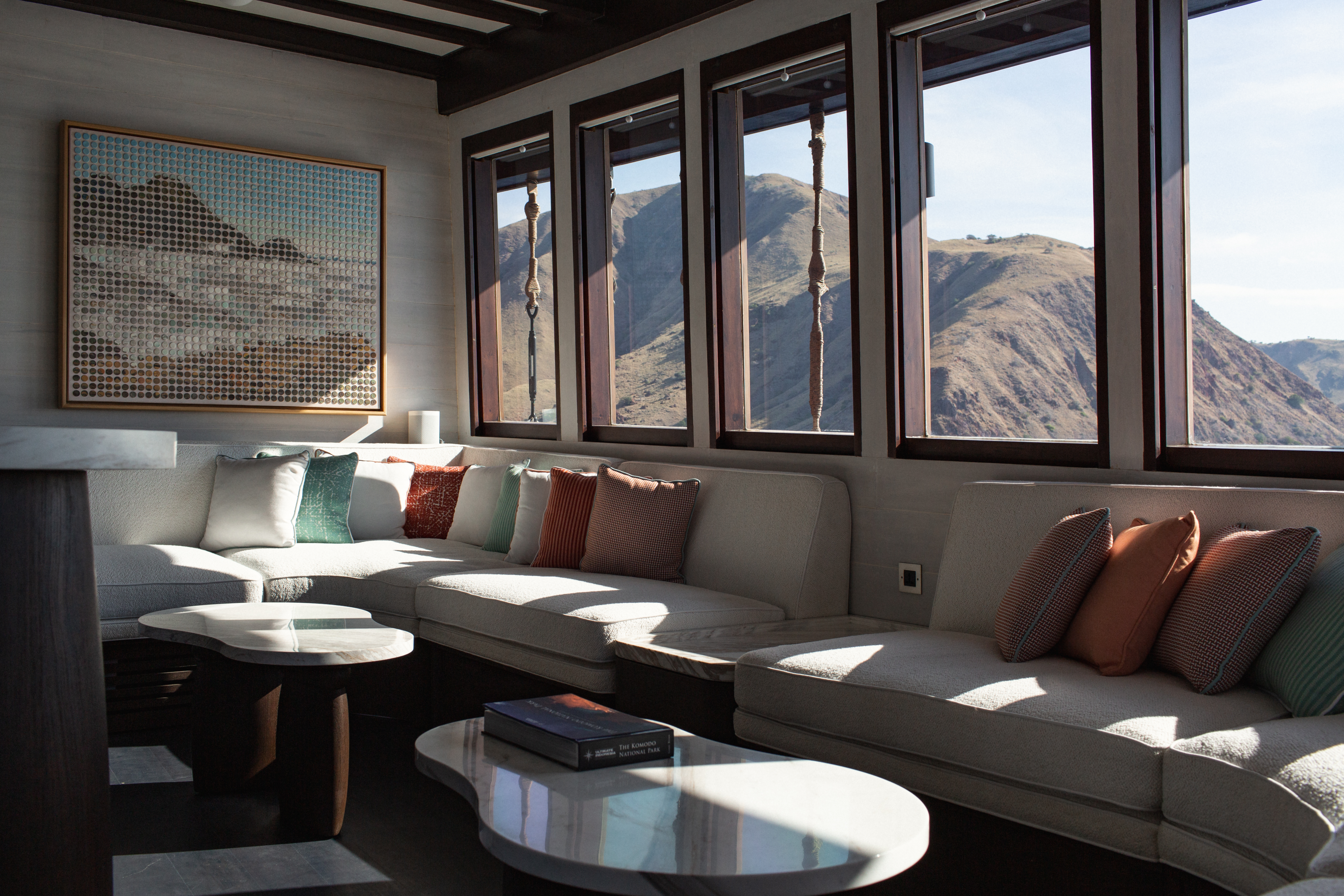 Vela yacht photo 3