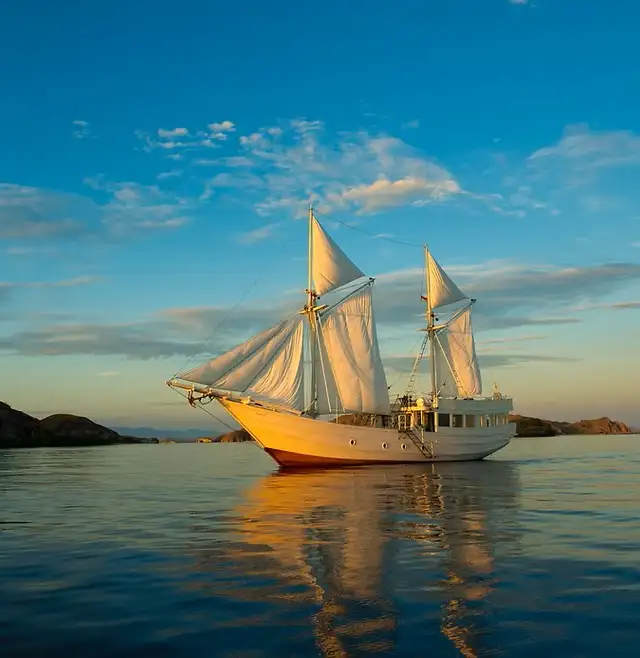 Alexa luxury yacht charter Indonesia