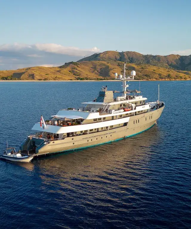 Aqua Blu luxury yacht charter Indonesia