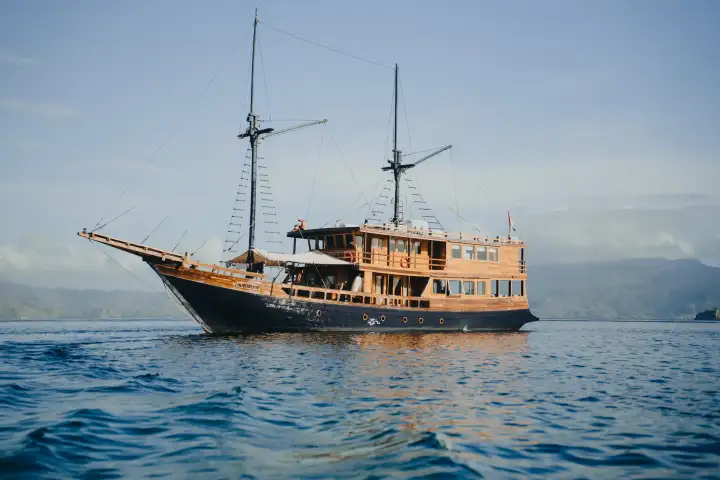Augustine luxury yacht charter Indonesia