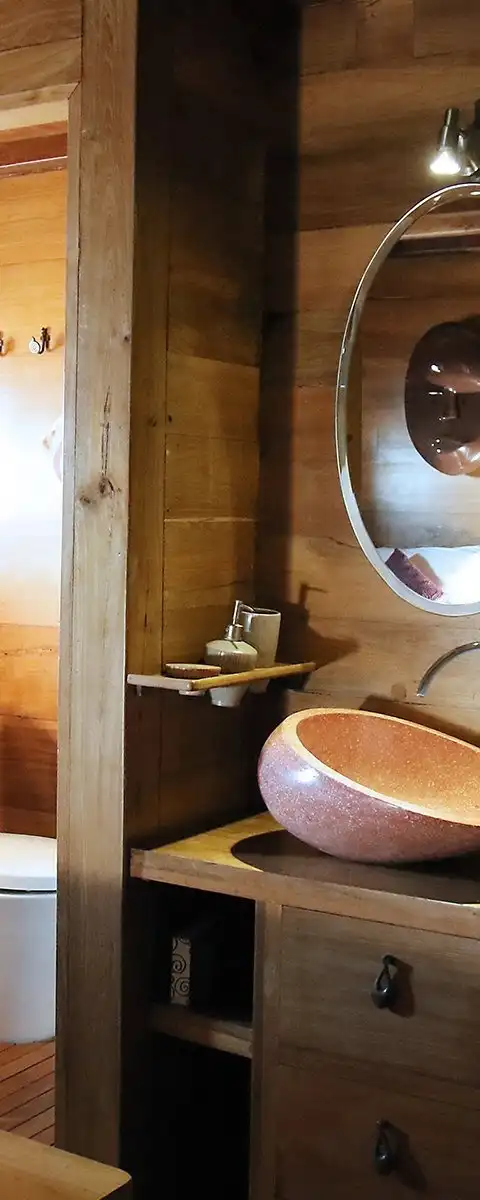 Tiare cabins photo